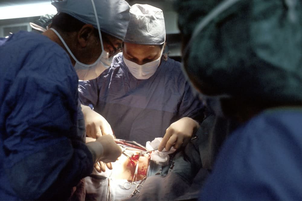 ANESTHESIA STRATEGIES FOR SUPRATENTORIAL TUMORS