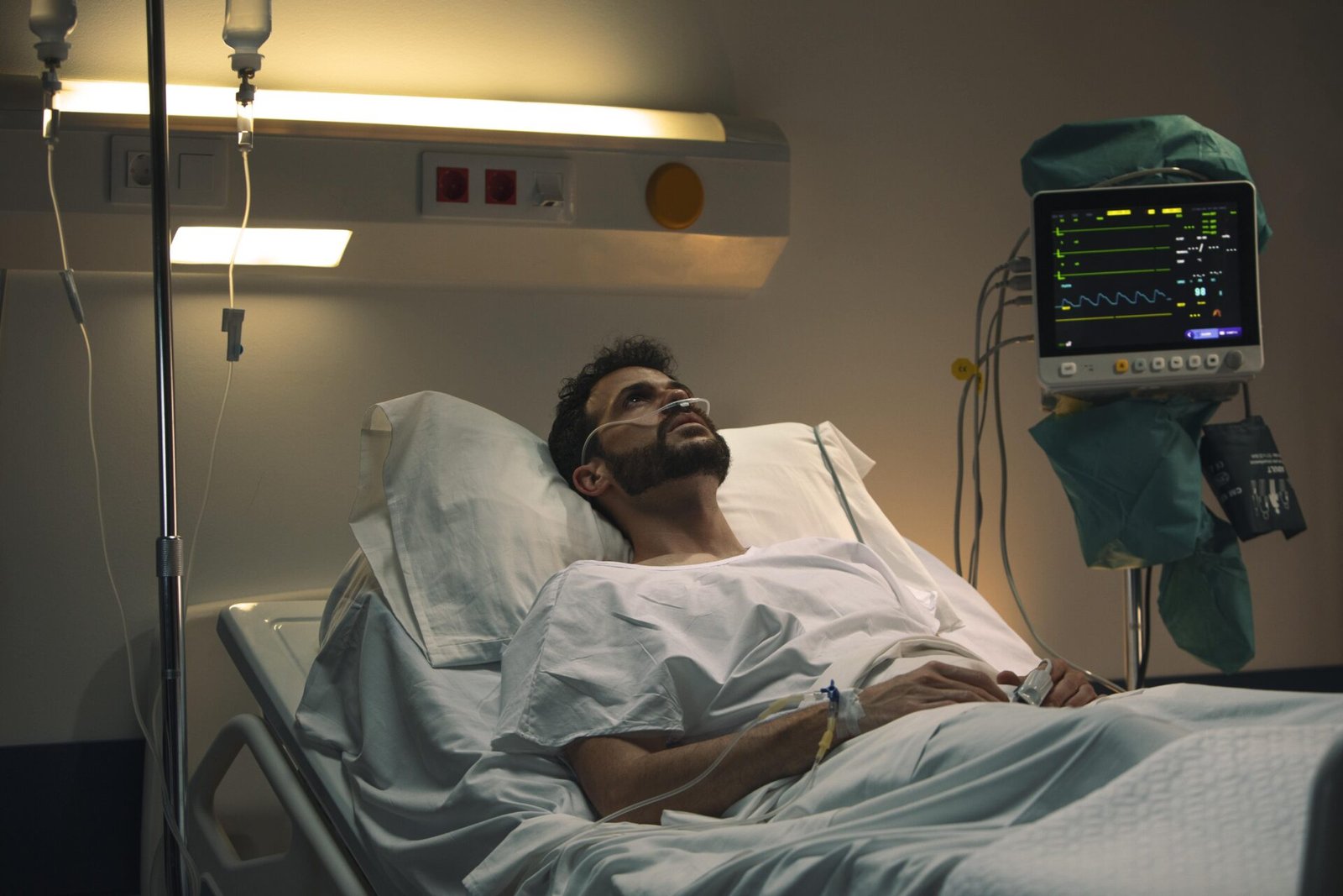 High-Flow Nasal Oxygen (HFNO) Therapy: Applications in the Operating Room, ICU, and PACU for Enhanced Patient Care
